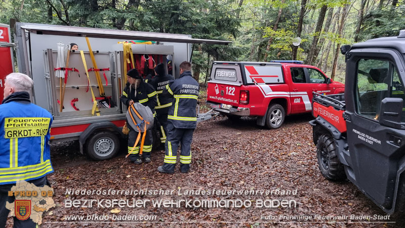 20241005_Abschnittsfeuerwehrübung in Pfaffstätten Waldgebiet Rund um die Rudolf Prokschhütte  Foto: Stefan Schneider FF Baden-Stadt