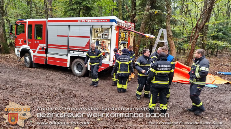 20241005_Abschnittsfeuerwehrübung in Pfaffstätten Waldgebiet Rund um die Rudolf Prokschhütte  Foto: Stefan Schneider FF Baden-Stadt