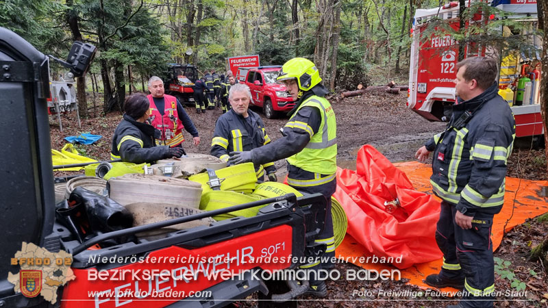 20241005_Abschnittsfeuerwehrübung in Pfaffstätten Waldgebiet Rund um die Rudolf Prokschhütte  Foto: Stefan Schneider FF Baden-Stadt