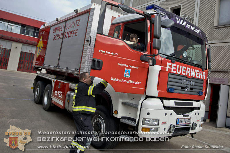 Schadstoffdienst Fortbildung 2024 des Bezirksfeuerwehrkommandos BADEN bei der BF Wien in Floridsdorf  Foto: Stefan Schneider BFKDO 