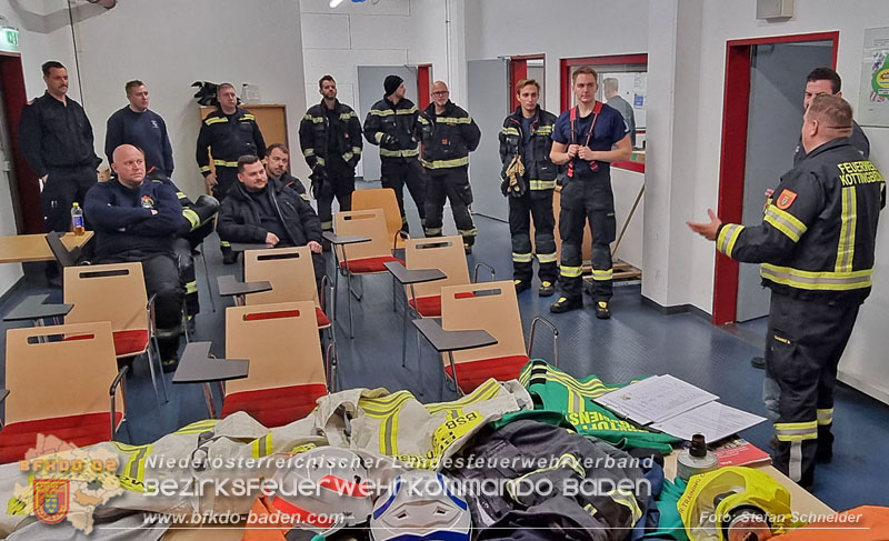 Schadstoffdienst Fortbildung 2024 des Bezirksfeuerwehrkommandos BADEN bei der BF Wien in Floridsdorf  Foto: Stefan Schneider BFKDO 