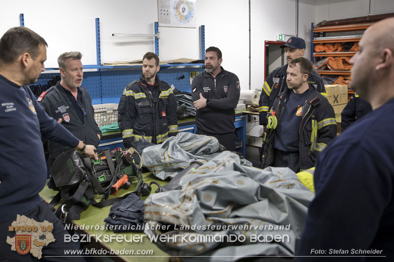 Schadstoffdienst Fortbildung 2024 des Bezirksfeuerwehrkommandos BADEN bei der BF Wien in Floridsdorf  Foto: Stefan Schneider BFKDO 