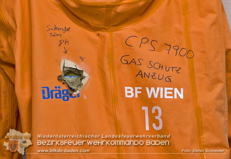 Schadstoffdienst Fortbildung 2024 des Bezirksfeuerwehrkommandos BADEN bei der BF Wien in Floridsdorf  Foto: Stefan Schneider BFKDO 