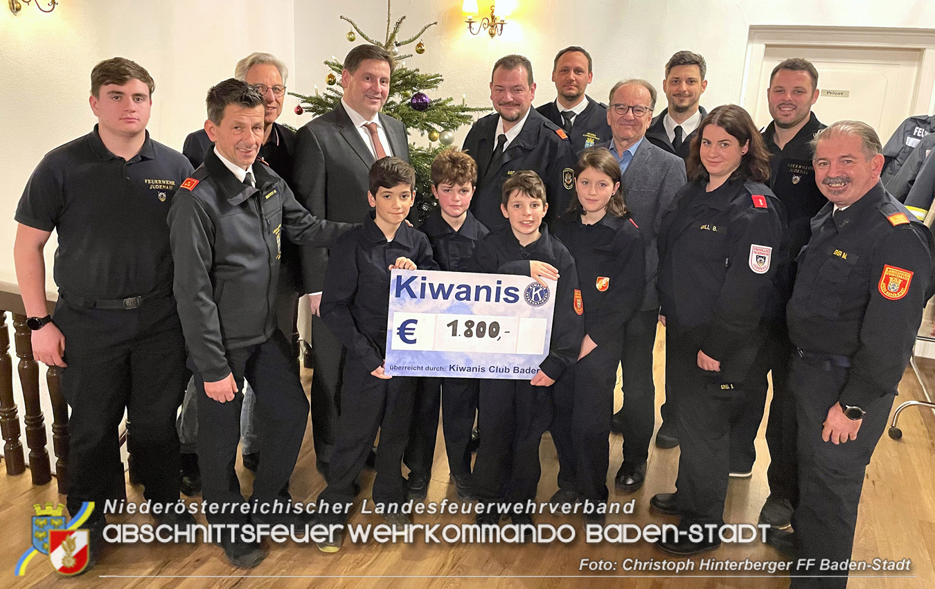 20241214_Jugend hilft Jugend" - gelebte Kameradschaft in der Feuerwehrfamilie... Foto: Christoph Hinterberger FF Baden-Stadt 20241214_Jugend hilft Jugend" - gelebte Kameradschaft in der Feuerwehrfamilie... Foto: Christoph Hinterberger FF Baden-Stadt