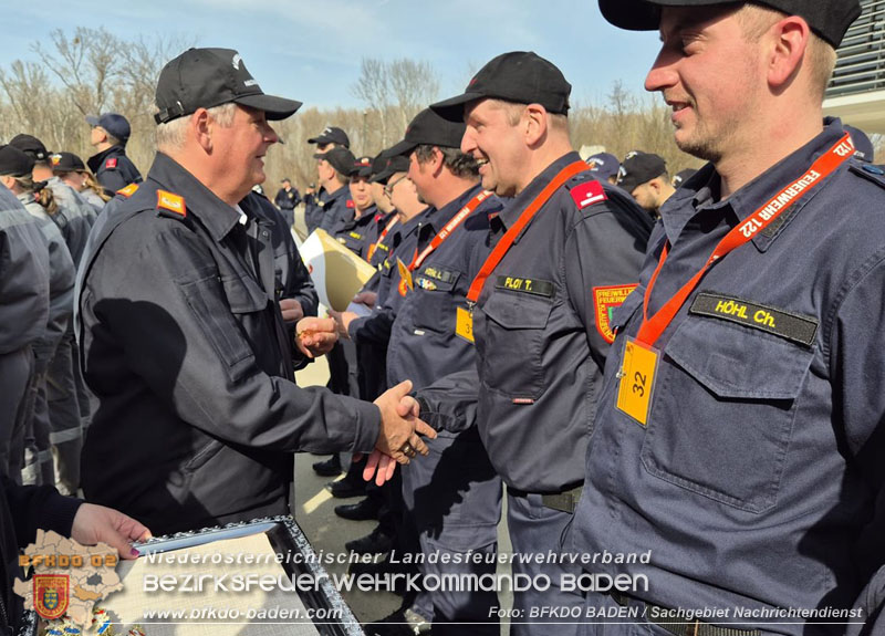25.Bewerb um das NÖ Feuerwehr-Funkleistungsabzeichen Foto: SG ND BFKDO Baden 25.Bewerb um das NÖ Feuerwehr-Funkleistungsabzeichen Foto: SG ND BFKDO Baden