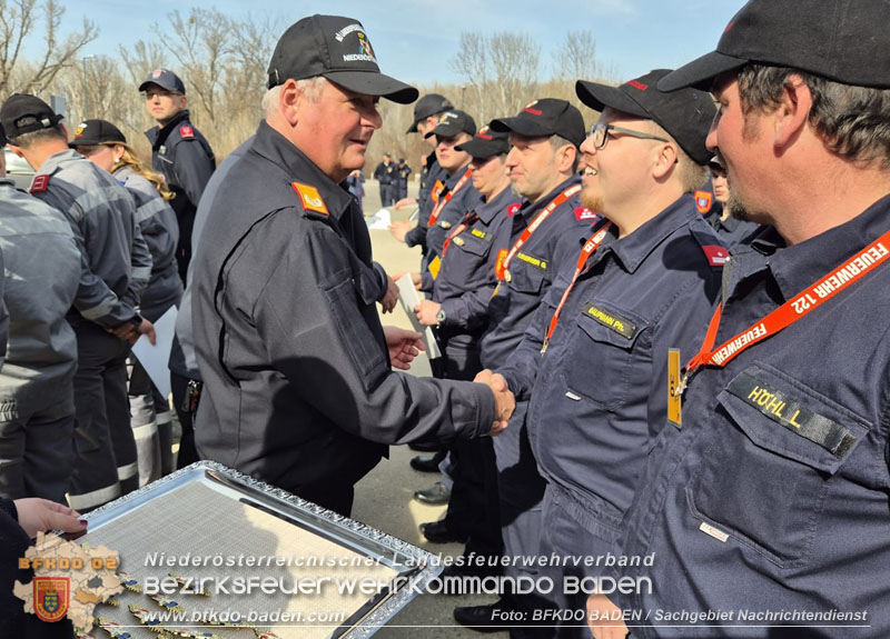 25.Bewerb um das NÖ Feuerwehr-Funkleistungsabzeichen Foto: SG ND BFKDO Baden 25.Bewerb um das NÖ Feuerwehr-Funkleistungsabzeichen Foto: SG ND BFKDO Baden