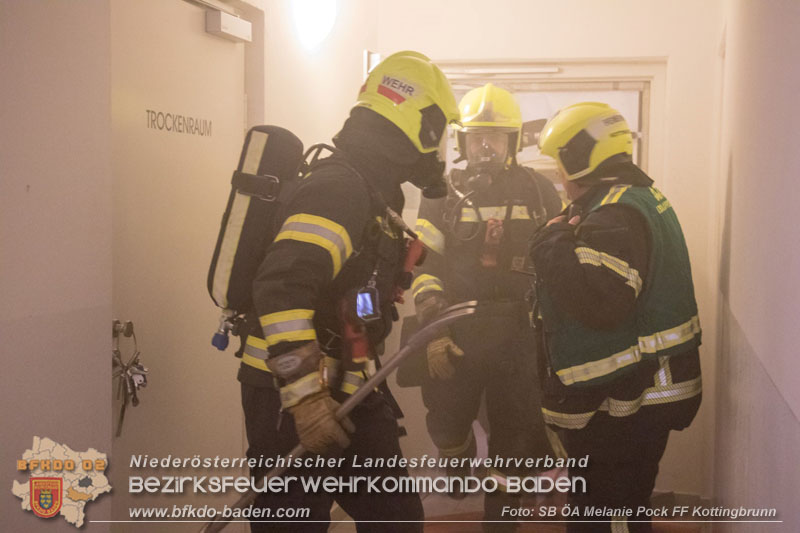 20250321_Übung "Brand in Tiefgaragen" in Kottingbrunn   Foto: Melanie Pock FF Kottingbrunn