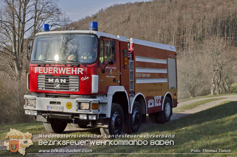 20250412_NÖ Waldbrand im Triestingtal Bzirk BADEN - Flugdienst Feuerwehr - Bundesheer und Polizei probt den Ernstfall 20250412_NÖ Waldbrand im Triestingtal Bzirk BADEN - Flugdienst Feuerwehr - Bundesheer und Polizei probt den Ernstfall