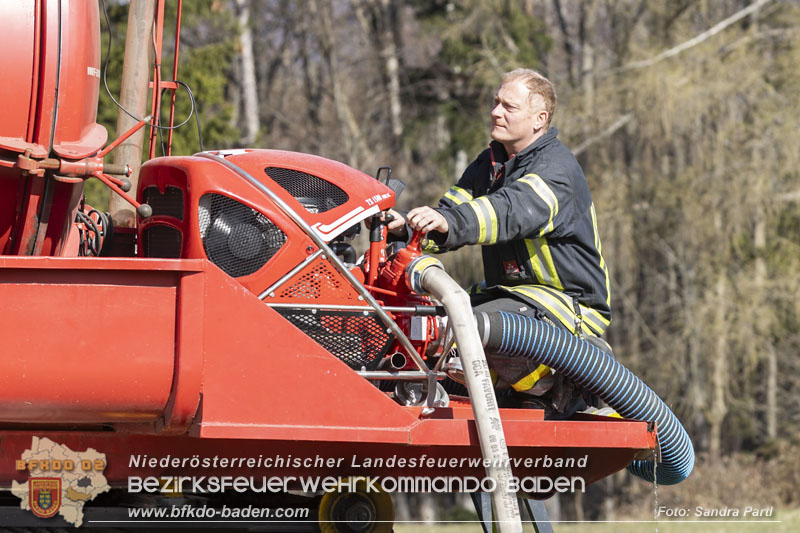 20250412_NÖ Waldbrand im Triestingtal Bzirk BADEN - Flugdienst Feuerwehr - Bundesheer und Polizei probt den Ernstfall 20250412_NÖ Waldbrand im Triestingtal Bzirk BADEN - Flugdienst Feuerwehr - Bundesheer und Polizei probt den Ernstfall