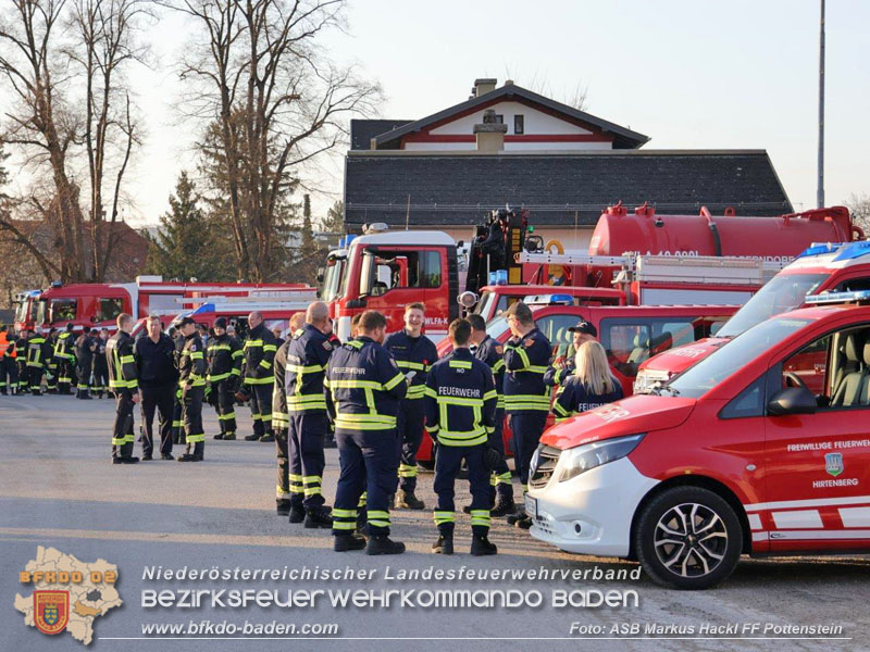 20250412_NÖ Waldbrand im Triestingtal Bzirk BADEN - Flugdienst Feuerwehr - Bundesheer und Polizei probt den Ernstfall 20250412_NÖ Waldbrand im Triestingtal Bzirk BADEN - Flugdienst Feuerwehr - Bundesheer und Polizei probt den Ernstfall