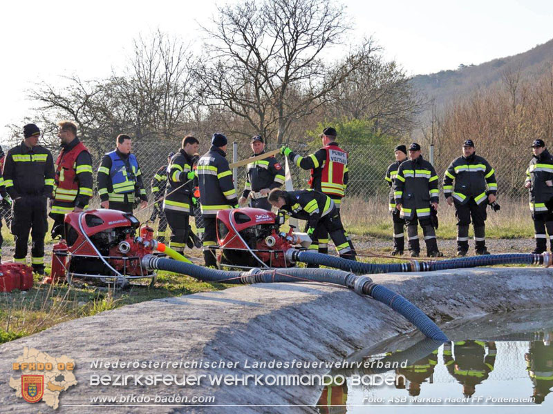 20250412_NÖ Waldbrand im Triestingtal Bzirk BADEN - Flugdienst Feuerwehr - Bundesheer und Polizei probt den Ernstfall 20250412_NÖ Waldbrand im Triestingtal Bzirk BADEN - Flugdienst Feuerwehr - Bundesheer und Polizei probt den Ernstfall