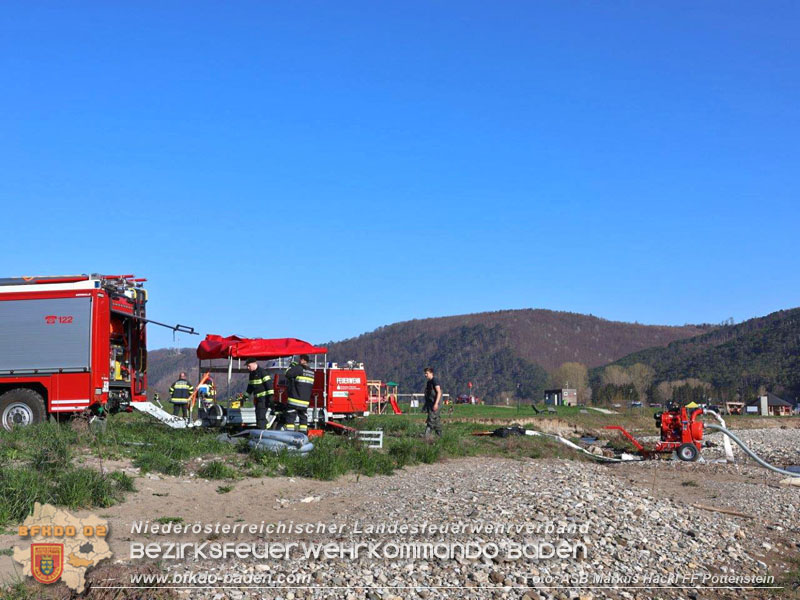 20250412_NÖ Waldbrand im Triestingtal Bzirk BADEN - Flugdienst Feuerwehr - Bundesheer und Polizei probt den Ernstfall 20250412_NÖ Waldbrand im Triestingtal Bzirk BADEN - Flugdienst Feuerwehr - Bundesheer und Polizei probt den Ernstfall