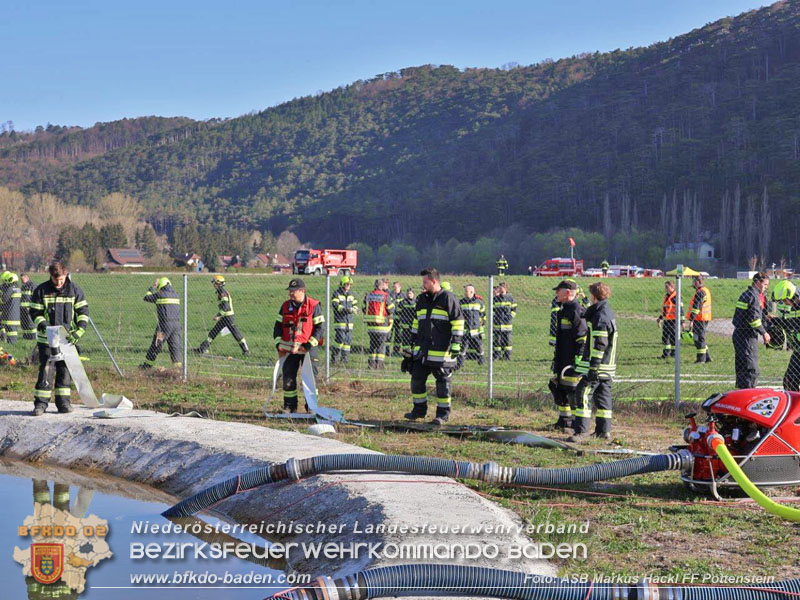 20250412_NÖ Waldbrand im Triestingtal Bzirk BADEN - Flugdienst Feuerwehr - Bundesheer und Polizei probt den Ernstfall 20250412_NÖ Waldbrand im Triestingtal Bzirk BADEN - Flugdienst Feuerwehr - Bundesheer und Polizei probt den Ernstfall