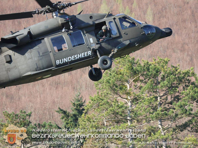 20250412_NÖ Waldbrand im Triestingtal Bzirk BADEN - Flugdienst Feuerwehr - Bundesheer und Polizei probt den Ernstfall 20250412_NÖ Waldbrand im Triestingtal Bzirk BADEN - Flugdienst Feuerwehr - Bundesheer und Polizei probt den Ernstfall
