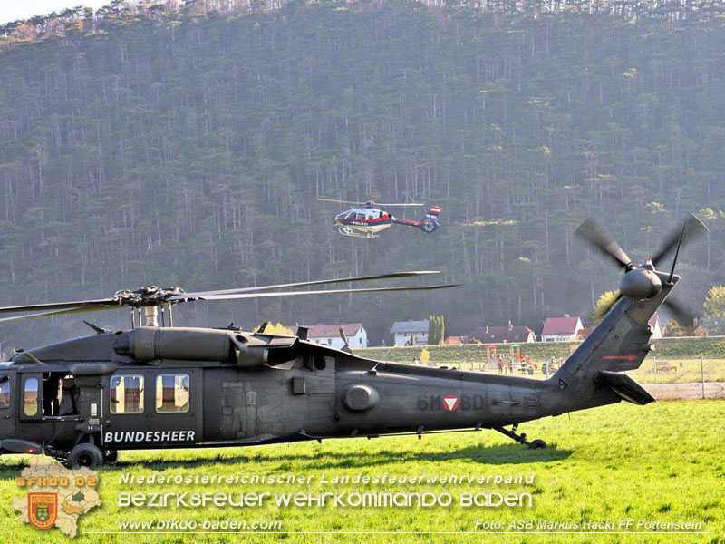 20250412_NÖ Waldbrand im Triestingtal Bzirk BADEN - Flugdienst Feuerwehr - Bundesheer und Polizei probt den Ernstfall 20250412_NÖ Waldbrand im Triestingtal Bzirk BADEN - Flugdienst Feuerwehr - Bundesheer und Polizei probt den Ernstfall