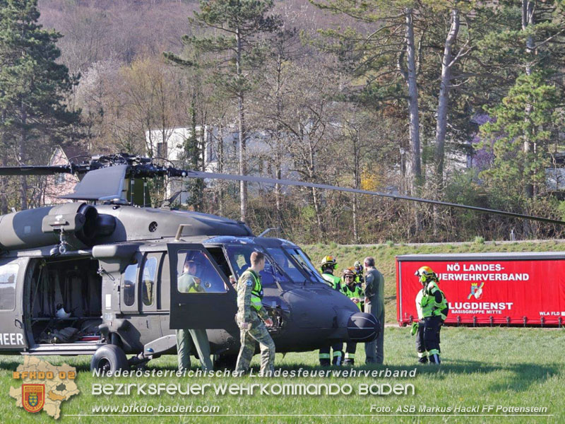 20250412_NÖ Waldbrand im Triestingtal Bzirk BADEN - Flugdienst Feuerwehr - Bundesheer und Polizei probt den Ernstfall 20250412_NÖ Waldbrand im Triestingtal Bzirk BADEN - Flugdienst Feuerwehr - Bundesheer und Polizei probt den Ernstfall