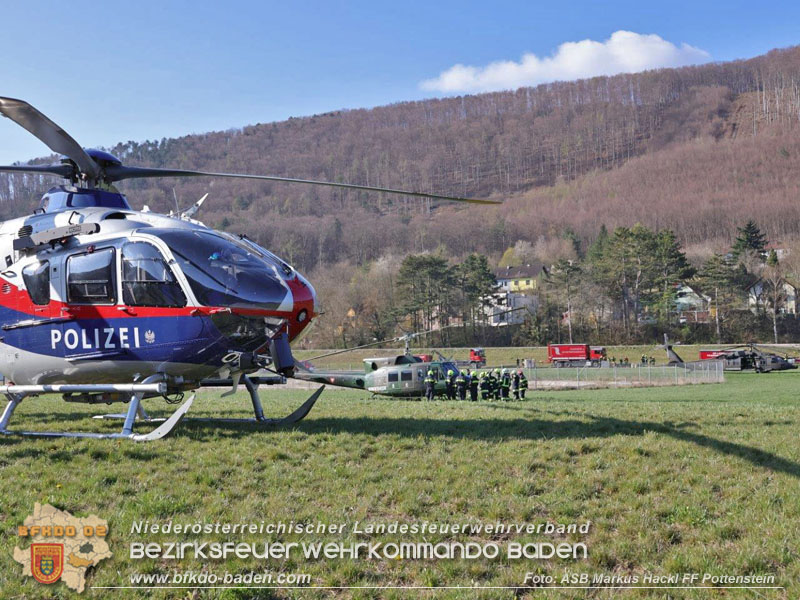 20250412_NÖ Waldbrand im Triestingtal Bzirk BADEN - Flugdienst Feuerwehr - Bundesheer und Polizei probt den Ernstfall 20250412_NÖ Waldbrand im Triestingtal Bzirk BADEN - Flugdienst Feuerwehr - Bundesheer und Polizei probt den Ernstfall