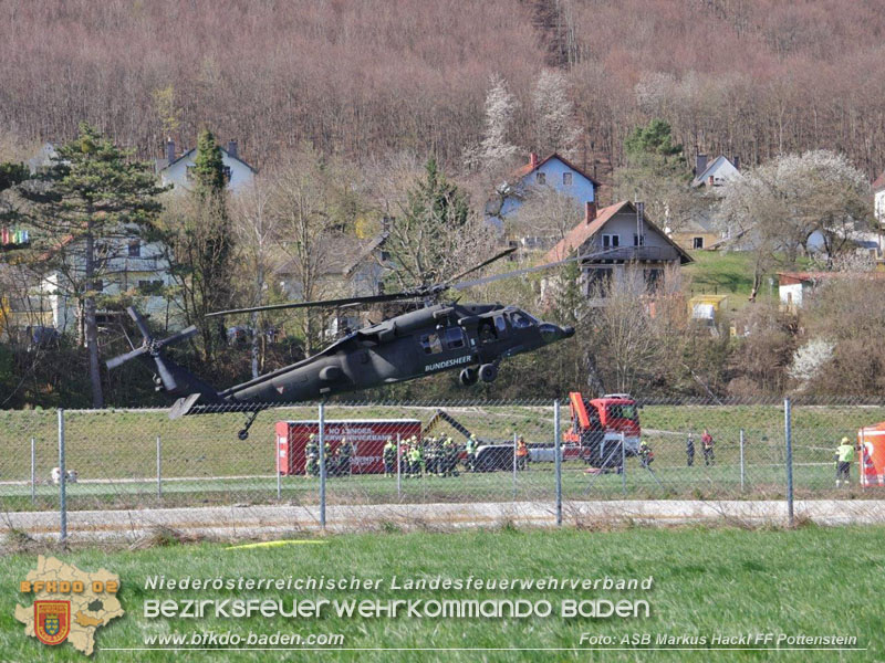 20250412_NÖ Waldbrand im Triestingtal Bzirk BADEN - Flugdienst Feuerwehr - Bundesheer und Polizei probt den Ernstfall 20250412_NÖ Waldbrand im Triestingtal Bzirk BADEN - Flugdienst Feuerwehr - Bundesheer und Polizei probt den Ernstfall