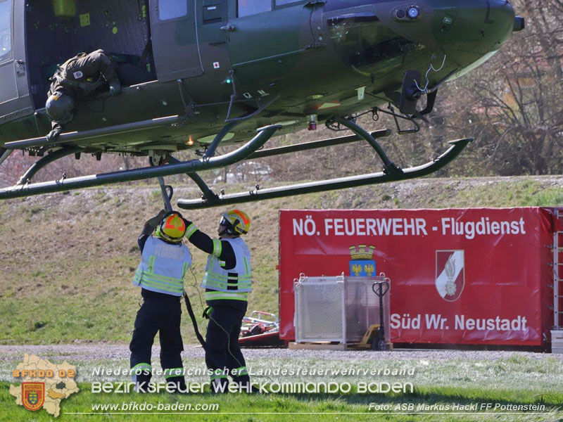 20250412_NÖ Waldbrand im Triestingtal Bzirk BADEN - Flugdienst Feuerwehr - Bundesheer und Polizei probt den Ernstfall 20250412_NÖ Waldbrand im Triestingtal Bzirk BADEN - Flugdienst Feuerwehr - Bundesheer und Polizei probt den Ernstfall
