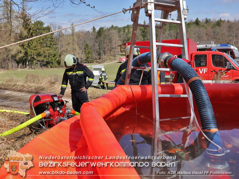 20250412_NÖ Waldbrand im Triestingtal Bzirk BADEN - Flugdienst Feuerwehr - Bundesheer und Polizei probt den Ernstfall 20250412_NÖ Waldbrand im Triestingtal Bzirk BADEN - Flugdienst Feuerwehr - Bundesheer und Polizei probt den Ernstfall