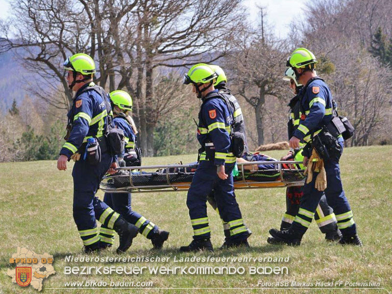 20250412_NÖ Waldbrand im Triestingtal Bzirk BADEN - Flugdienst Feuerwehr - Bundesheer und Polizei probt den Ernstfall 20250412_NÖ Waldbrand im Triestingtal Bzirk BADEN - Flugdienst Feuerwehr - Bundesheer und Polizei probt den Ernstfall