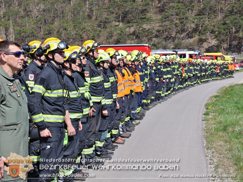 20250412_NÖ Waldbrand im Triestingtal Bzirk BADEN - Flugdienst Feuerwehr - Bundesheer und Polizei probt den Ernstfall 20250412_NÖ Waldbrand im Triestingtal Bzirk BADEN - Flugdienst Feuerwehr - Bundesheer und Polizei probt den Ernstfall