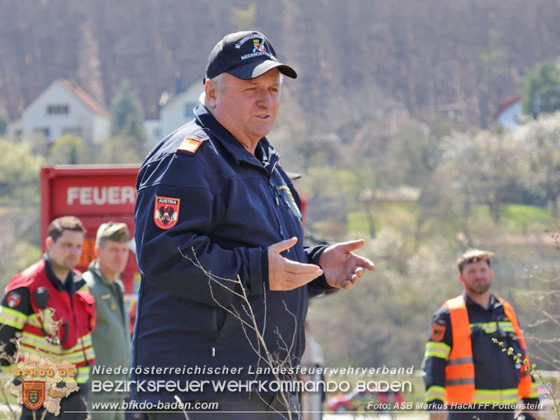 20250412_NÖ Waldbrand im Triestingtal Bzirk BADEN - Flugdienst Feuerwehr - Bundesheer und Polizei probt den Ernstfall 20250412_NÖ Waldbrand im Triestingtal Bzirk BADEN - Flugdienst Feuerwehr - Bundesheer und Polizei probt den Ernstfall