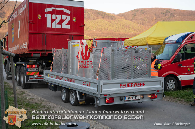 20250412_NÖ Waldbrand im Triestingtal Bzirk BADEN - Flugdienst Feuerwehr - Bundesheer und Polizei probt den Ernstfall 20250412_NÖ Waldbrand im Triestingtal Bzirk BADEN - Flugdienst Feuerwehr - Bundesheer und Polizei probt den Ernstfall