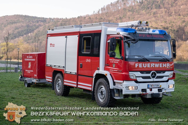 20250412_NÖ Waldbrand im Triestingtal Bzirk BADEN - Flugdienst Feuerwehr - Bundesheer und Polizei probt den Ernstfall 20250412_NÖ Waldbrand im Triestingtal Bzirk BADEN - Flugdienst Feuerwehr - Bundesheer und Polizei probt den Ernstfall