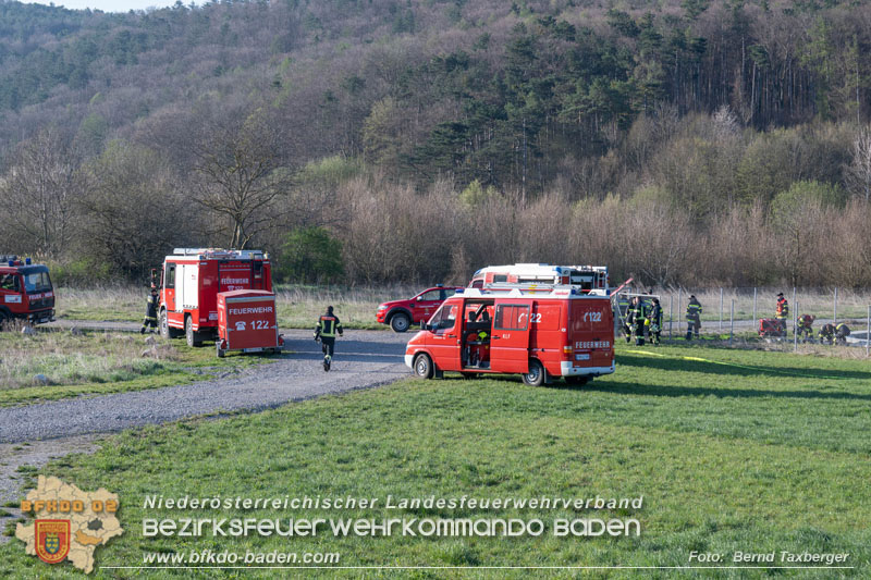 20250412_NÖ Waldbrand im Triestingtal Bzirk BADEN - Flugdienst Feuerwehr - Bundesheer und Polizei probt den Ernstfall 20250412_NÖ Waldbrand im Triestingtal Bzirk BADEN - Flugdienst Feuerwehr - Bundesheer und Polizei probt den Ernstfall