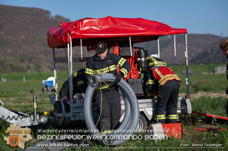 20250412_NÖ Waldbrand im Triestingtal Bzirk BADEN - Flugdienst Feuerwehr - Bundesheer und Polizei probt den Ernstfall 20250412_NÖ Waldbrand im Triestingtal Bzirk BADEN - Flugdienst Feuerwehr - Bundesheer und Polizei probt den Ernstfall