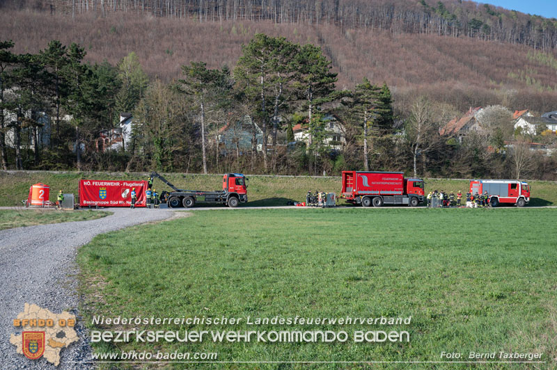 20250412_NÖ Waldbrand im Triestingtal Bzirk BADEN - Flugdienst Feuerwehr - Bundesheer und Polizei probt den Ernstfall 20250412_NÖ Waldbrand im Triestingtal Bzirk BADEN - Flugdienst Feuerwehr - Bundesheer und Polizei probt den Ernstfall