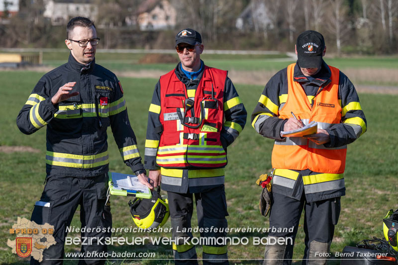 20250412_NÖ Waldbrand im Triestingtal Bzirk BADEN - Flugdienst Feuerwehr - Bundesheer und Polizei probt den Ernstfall 20250412_NÖ Waldbrand im Triestingtal Bzirk BADEN - Flugdienst Feuerwehr - Bundesheer und Polizei probt den Ernstfall