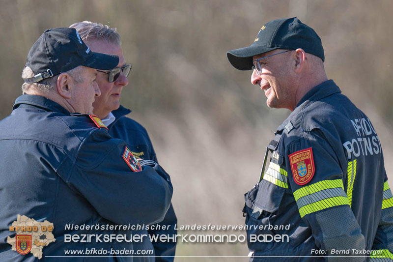 20250412_NÖ Waldbrand im Triestingtal Bzirk BADEN - Flugdienst Feuerwehr - Bundesheer und Polizei probt den Ernstfall 20250412_NÖ Waldbrand im Triestingtal Bzirk BADEN - Flugdienst Feuerwehr - Bundesheer und Polizei probt den Ernstfall
