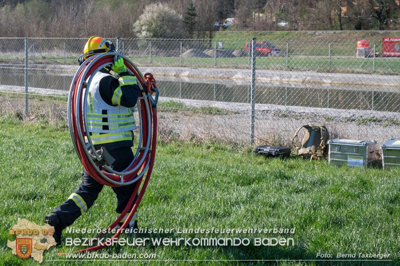 20250412_NÖ Waldbrand im Triestingtal Bzirk BADEN - Flugdienst Feuerwehr - Bundesheer und Polizei probt den Ernstfall 20250412_NÖ Waldbrand im Triestingtal Bzirk BADEN - Flugdienst Feuerwehr - Bundesheer und Polizei probt den Ernstfall