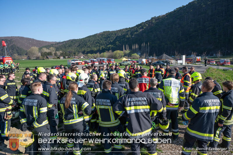 20250412_NÖ Waldbrand im Triestingtal Bzirk BADEN - Flugdienst Feuerwehr - Bundesheer und Polizei probt den Ernstfall 20250412_NÖ Waldbrand im Triestingtal Bzirk BADEN - Flugdienst Feuerwehr - Bundesheer und Polizei probt den Ernstfall