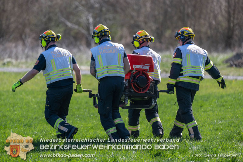 20250412_NÖ Waldbrand im Triestingtal Bzirk BADEN - Flugdienst Feuerwehr - Bundesheer und Polizei probt den Ernstfall 20250412_NÖ Waldbrand im Triestingtal Bzirk BADEN - Flugdienst Feuerwehr - Bundesheer und Polizei probt den Ernstfall