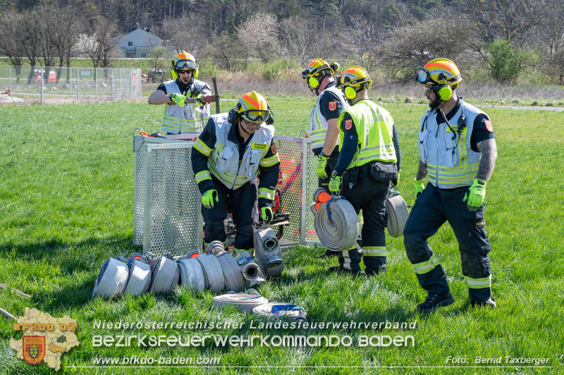 20250412_NÖ Waldbrand im Triestingtal Bzirk BADEN - Flugdienst Feuerwehr - Bundesheer und Polizei probt den Ernstfall 20250412_NÖ Waldbrand im Triestingtal Bzirk BADEN - Flugdienst Feuerwehr - Bundesheer und Polizei probt den Ernstfall