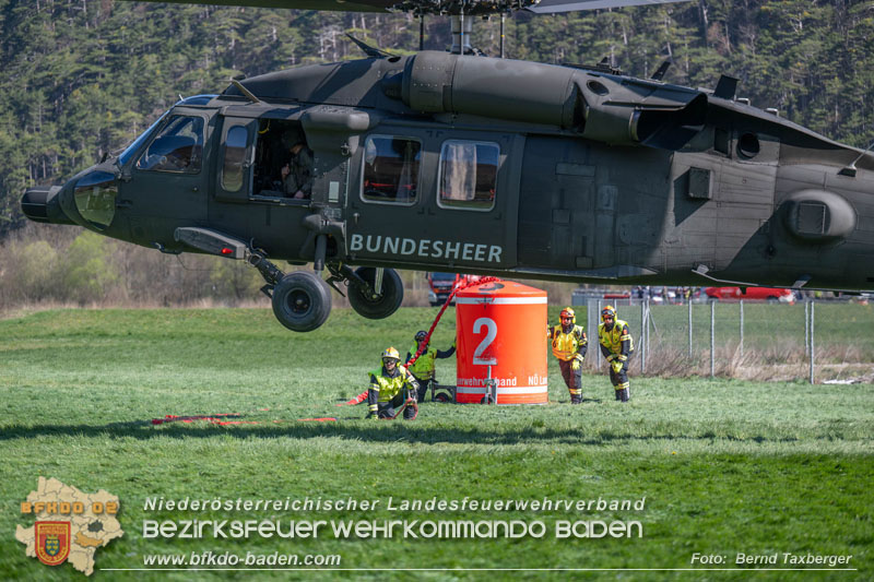 20250412_NÖ Waldbrand im Triestingtal Bzirk BADEN - Flugdienst Feuerwehr - Bundesheer und Polizei probt den Ernstfall 20250412_NÖ Waldbrand im Triestingtal Bzirk BADEN - Flugdienst Feuerwehr - Bundesheer und Polizei probt den Ernstfall
