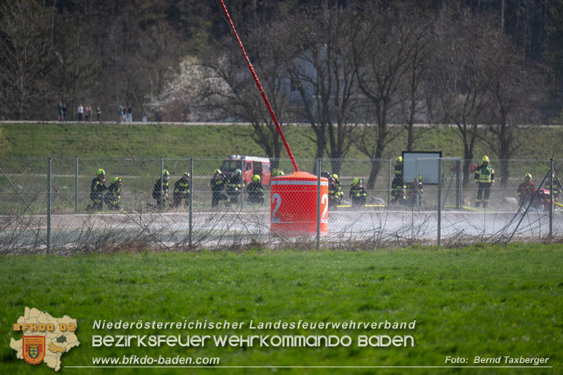 20250412_NÖ Waldbrand im Triestingtal Bzirk BADEN - Flugdienst Feuerwehr - Bundesheer und Polizei probt den Ernstfall 20250412_NÖ Waldbrand im Triestingtal Bzirk BADEN - Flugdienst Feuerwehr - Bundesheer und Polizei probt den Ernstfall