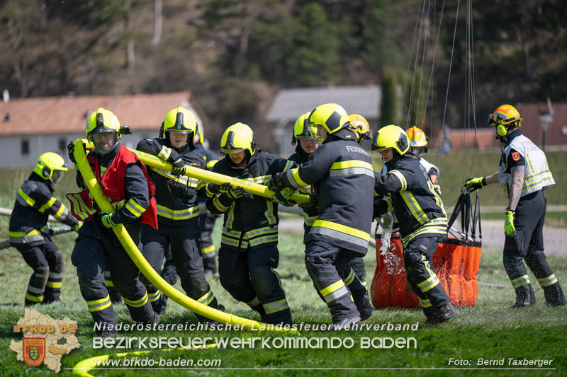 20250412_NÖ Waldbrand im Triestingtal Bzirk BADEN - Flugdienst Feuerwehr - Bundesheer und Polizei probt den Ernstfall 20250412_NÖ Waldbrand im Triestingtal Bzirk BADEN - Flugdienst Feuerwehr - Bundesheer und Polizei probt den Ernstfall 20250412_NÖ Waldbrand im Triestingtal Bzirk BADEN - Flugdienst Feuerwehr - Bundesheer und Polizei probt den Ernstfall 20250412_NÖ Waldbrand im Triestingtal Bzirk BADEN - Flugdienst Feuerwehr - Bundesheer und Polizei probt den Ernstfall