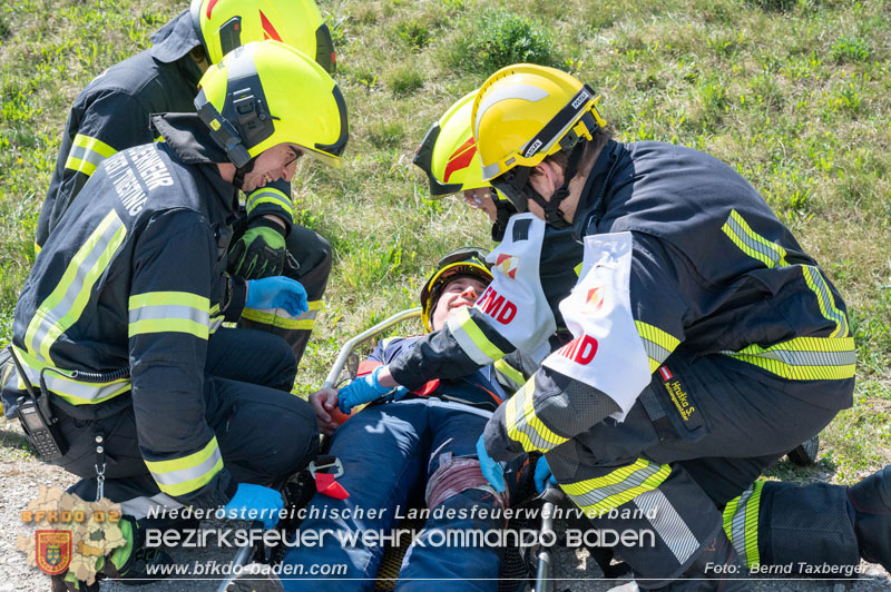 20250412_NÖ Waldbrand im Triestingtal Bzirk BADEN - Flugdienst Feuerwehr - Bundesheer und Polizei probt den Ernstfall 20250412_NÖ Waldbrand im Triestingtal Bzirk BADEN - Flugdienst Feuerwehr - Bundesheer und Polizei probt den Ernstfall 20250412_NÖ Waldbrand im Triestingtal Bzirk BADEN - Flugdienst Feuerwehr - Bundesheer und Polizei probt den Ernstfall 20250412_NÖ Waldbrand im Triestingtal Bzirk BADEN - Flugdienst Feuerwehr - Bundesheer und Polizei probt den Ernstfall