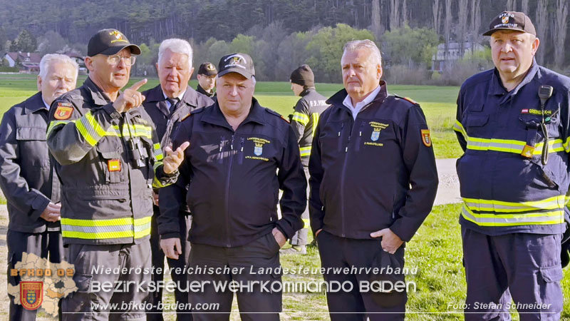 20250412_NÖ Waldbrand im Triestingtal Bzirk BADEN - Flugdienst Feuerwehr - Bundesheer und Polizei probt den Ernstfall 20250412_NÖ Waldbrand im Triestingtal Bzirk BADEN - Flugdienst Feuerwehr - Bundesheer und Polizei probt den Ernstfall