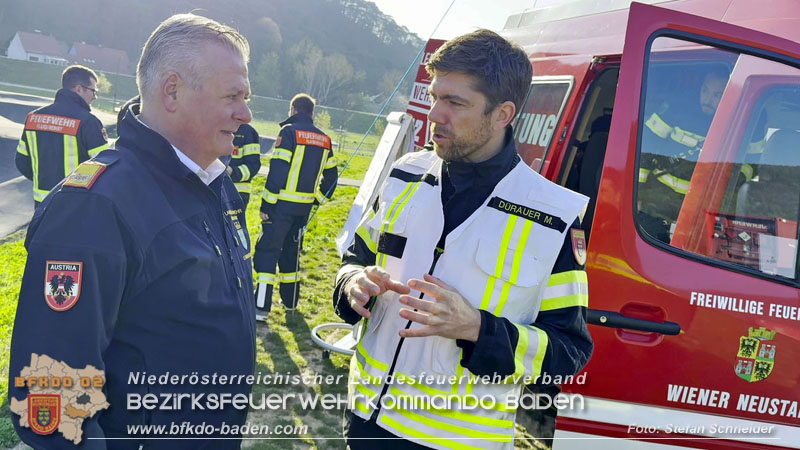 20250412_NÖ Waldbrand im Triestingtal Bzirk BADEN - Flugdienst Feuerwehr - Bundesheer und Polizei probt den Ernstfall 20250412_NÖ Waldbrand im Triestingtal Bzirk BADEN - Flugdienst Feuerwehr - Bundesheer und Polizei probt den Ernstfall