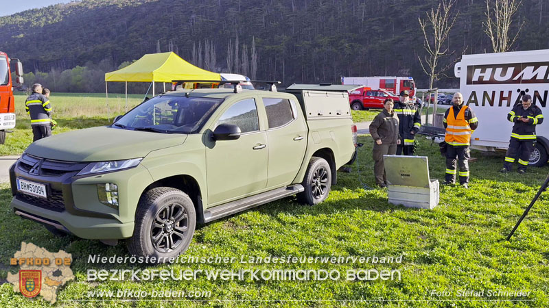 20250412_NÖ Waldbrand im Triestingtal Bzirk BADEN - Flugdienst Feuerwehr - Bundesheer und Polizei probt den Ernstfall 20250412_NÖ Waldbrand im Triestingtal Bzirk BADEN - Flugdienst Feuerwehr - Bundesheer und Polizei probt den Ernstfall