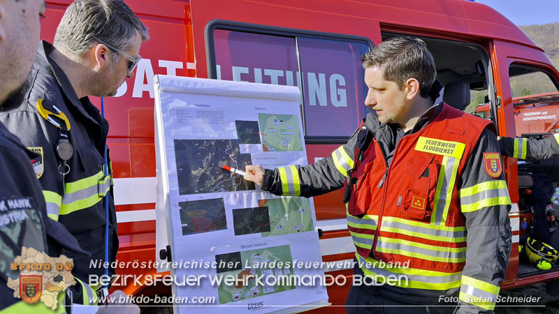 20250412_NÖ Waldbrand im Triestingtal Bzirk BADEN - Flugdienst Feuerwehr - Bundesheer und Polizei probt den Ernstfall 20250412_NÖ Waldbrand im Triestingtal Bzirk BADEN - Flugdienst Feuerwehr - Bundesheer und Polizei probt den Ernstfall