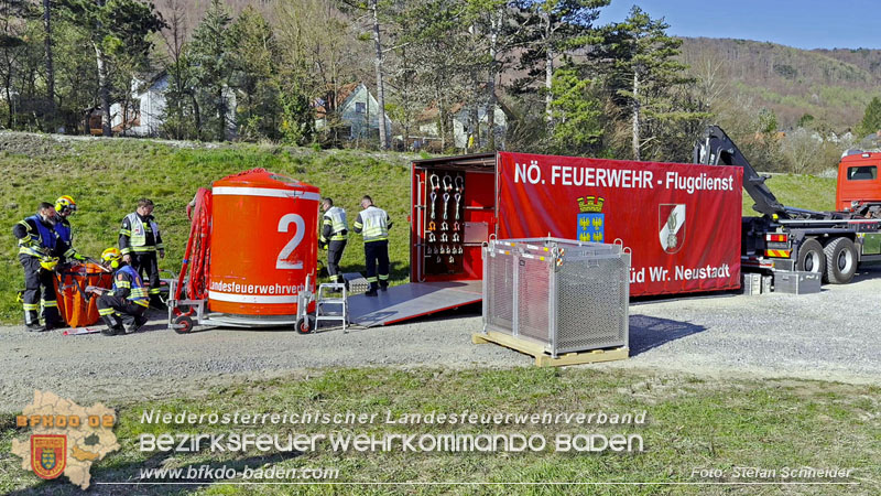 20250412_NÖ Waldbrand im Triestingtal Bzirk BADEN - Flugdienst Feuerwehr - Bundesheer und Polizei probt den Ernstfall 20250412_NÖ Waldbrand im Triestingtal Bzirk BADEN - Flugdienst Feuerwehr - Bundesheer und Polizei probt den Ernstfall