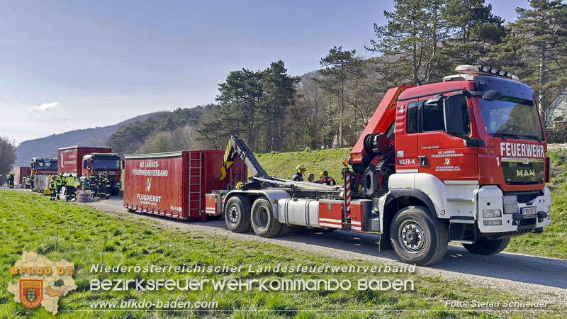 20250412_NÖ Waldbrand im Triestingtal Bzirk BADEN - Flugdienst Feuerwehr - Bundesheer und Polizei probt den Ernstfall 20250412_NÖ Waldbrand im Triestingtal Bzirk BADEN - Flugdienst Feuerwehr - Bundesheer und Polizei probt den Ernstfall