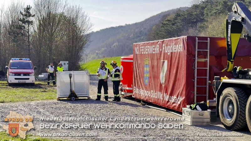 20250412_NÖ Waldbrand im Triestingtal Bzirk BADEN - Flugdienst Feuerwehr - Bundesheer und Polizei probt den Ernstfall 20250412_NÖ Waldbrand im Triestingtal Bzirk BADEN - Flugdienst Feuerwehr - Bundesheer und Polizei probt den Ernstfall