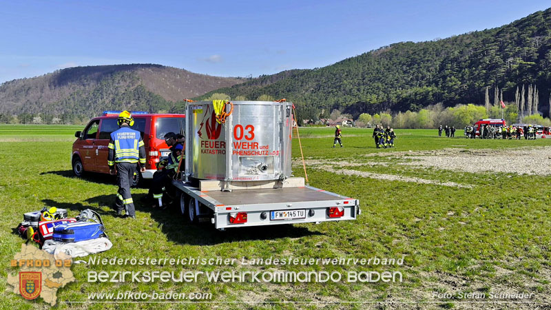 20250412_NÖ Waldbrand im Triestingtal Bzirk BADEN - Flugdienst Feuerwehr - Bundesheer und Polizei probt den Ernstfall 20250412_NÖ Waldbrand im Triestingtal Bzirk BADEN - Flugdienst Feuerwehr - Bundesheer und Polizei probt den Ernstfall